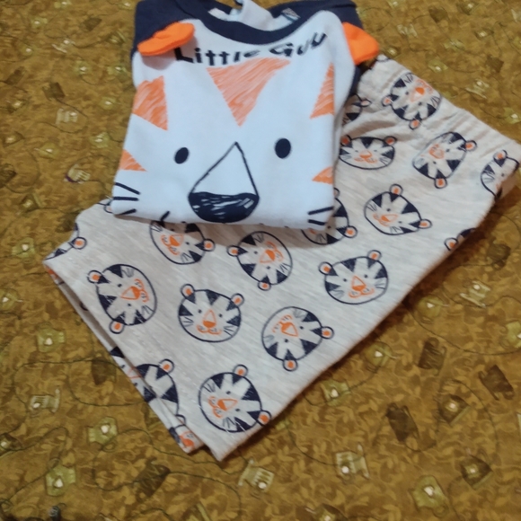 Baby onesies outfit - Picture 2 of 3